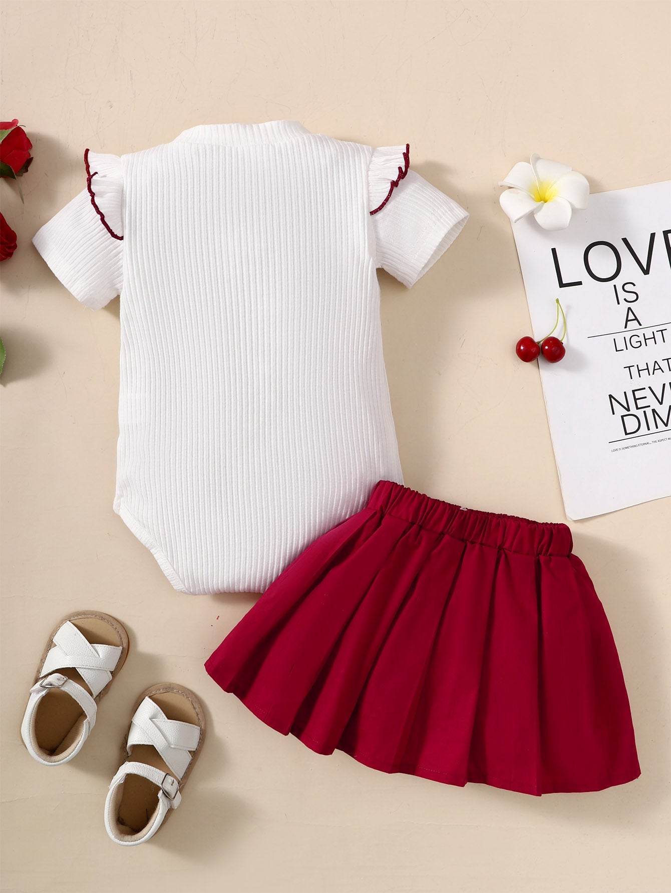 Baby Girl Ribbed Bodysuit and Pleated Skirt Set_1